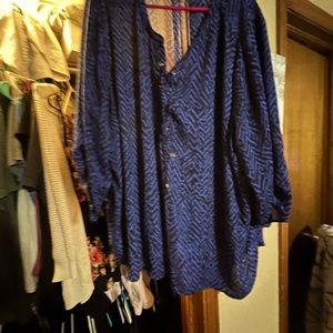 Super cute black and blue blouse